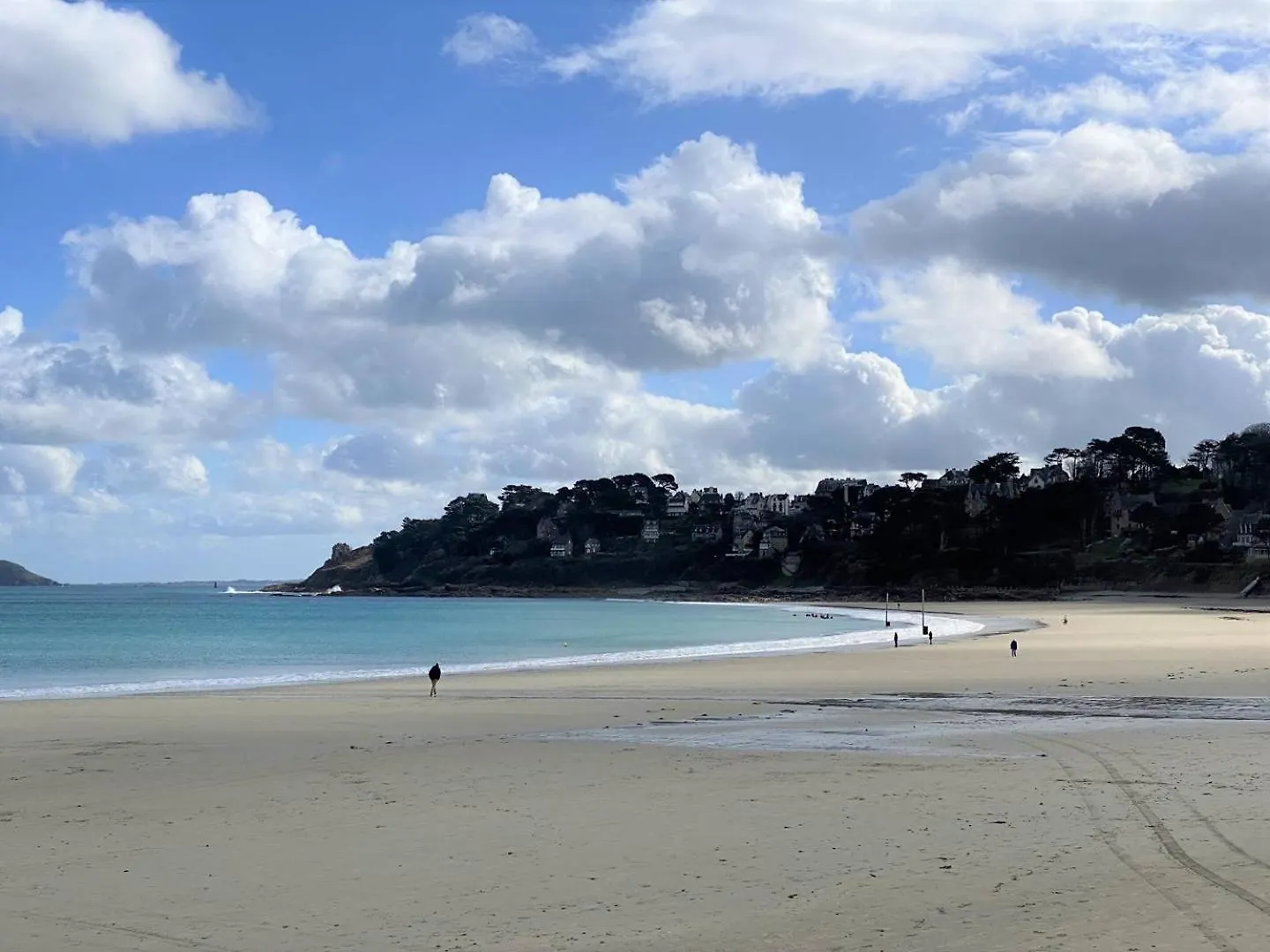 Appartement Avec Piscine, Plage De Trestraou A Perros-Guirec - Ref 505 0*,